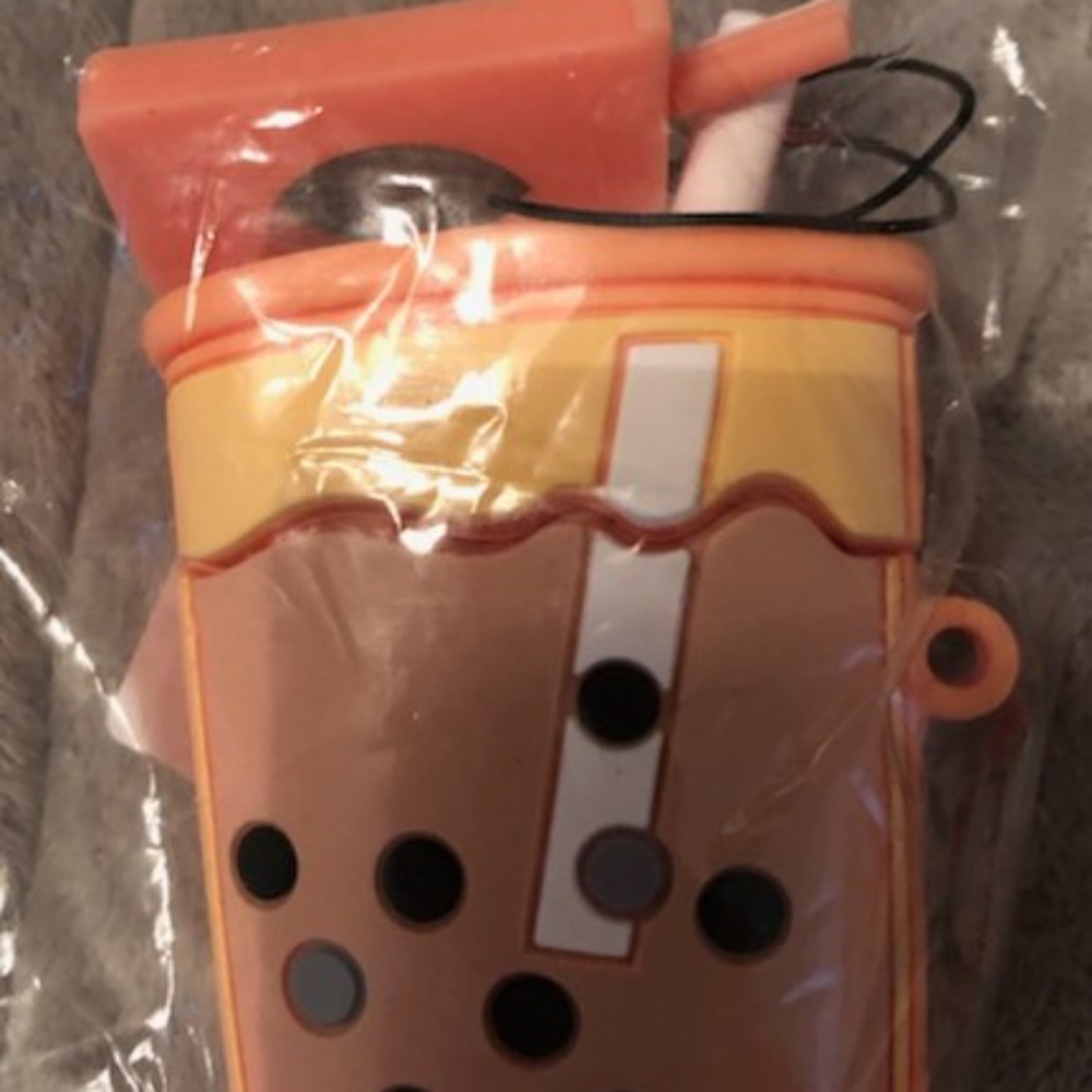 Air pod case covers - Picture 3 of 4